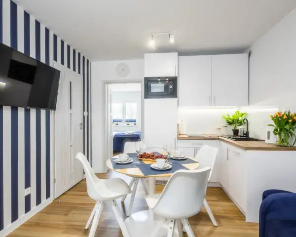 Niebieskie Apartamenty Poddąbie 350 m do plaży 
