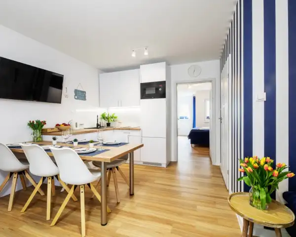 Niebieskie Apartamenty Poddąbie 350 m do plaży 