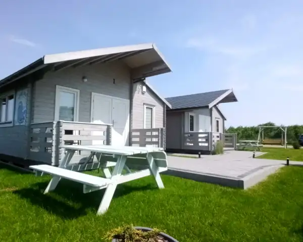 Szara Foka domki nad morzem Gąski
