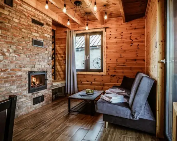 Domki na Kaszubach - Chabry i Rumianki - Roztoka, Przywidz - Basen Sauna Jacuzzi KASZUBY