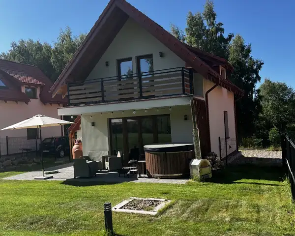 Szyszki i Motyle