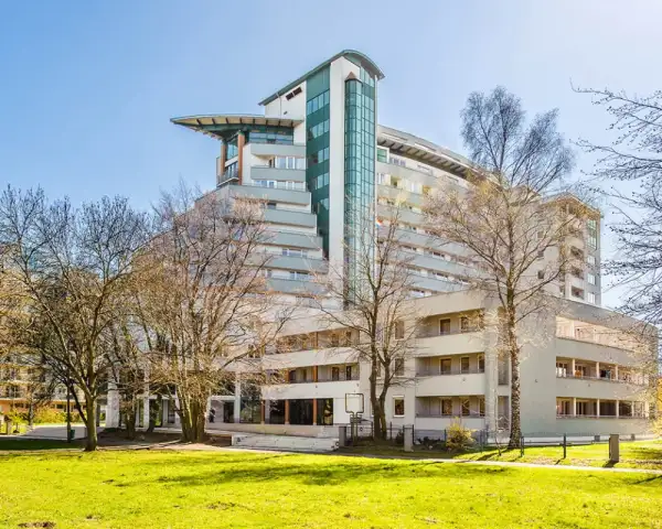 Prywatne Apartamenty w Hotelu Etna - Polonia ***