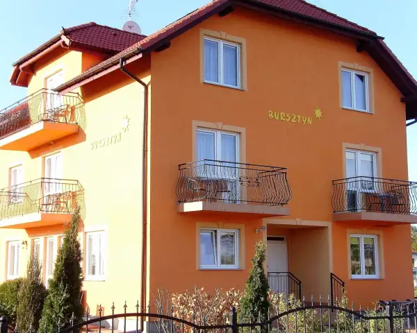 Domki i Willa BURSZTYN