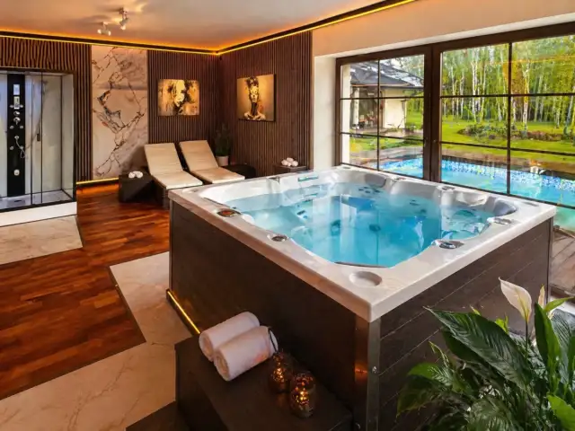 Argentum Private Residence