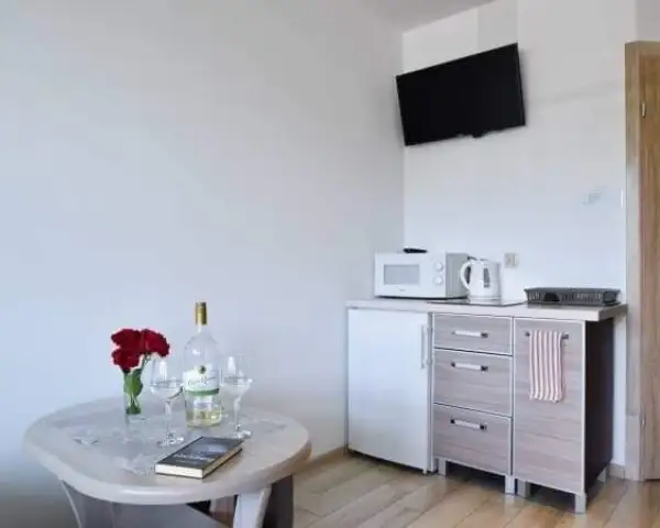 POKOJE ZBYNIO SARBINOWO MŁYŃSKA 22
