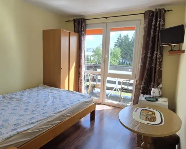 STARA ""HATA "" 150m od plaży 