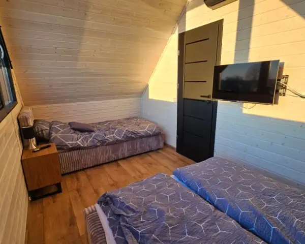 Piaskowa Zatoka jezioro &SPA domki z prywatną plażą I mariną 