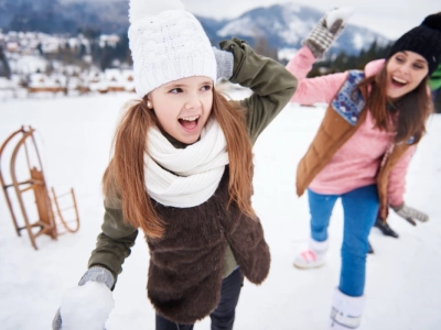 Ferie zimowe w Polsce: mniej znane miejsca, gdzie unikniesz tłumów